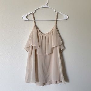 Súper cute and flowy top size s perfect for summer. Formal and casual
